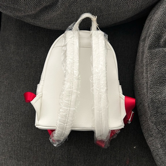 Sanrio White and Red Hello Kitty Mini Backpack universal exclusive main image 7